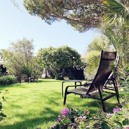 Le Clos Saint-Martin Hotel & Spa Exterior photo